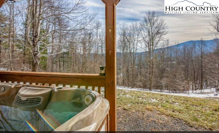 Image number 6 for the current listing