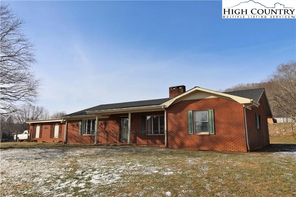 Image number 18 for the current listing
