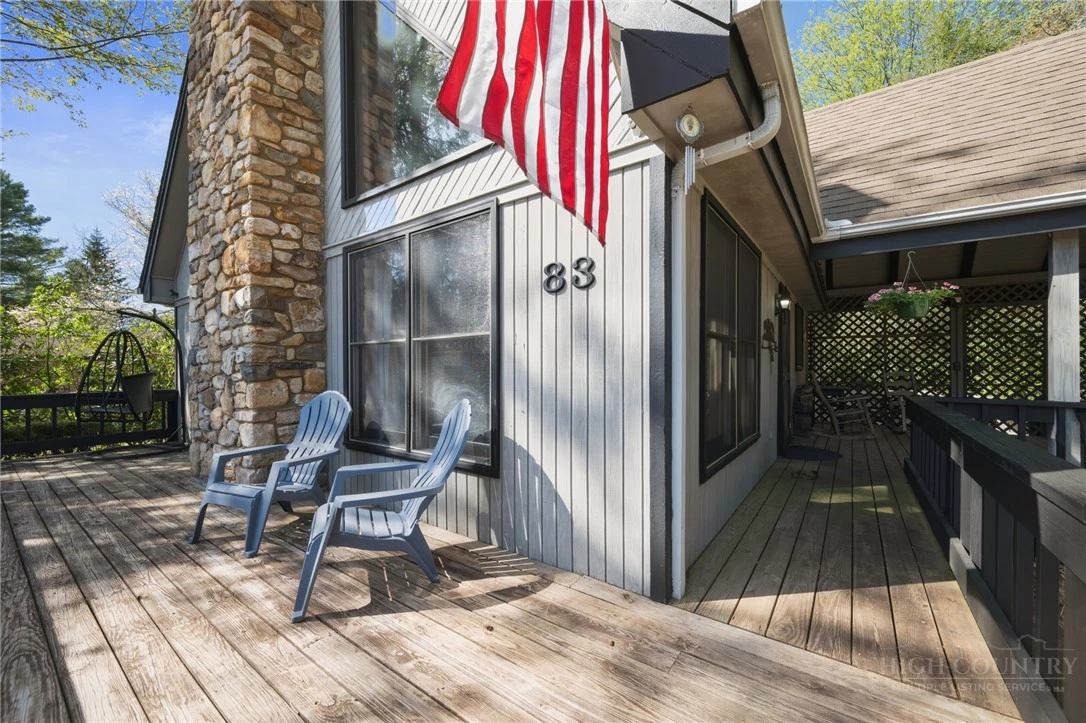 Image number 11 for the current listing