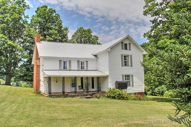 Image number 19 for the current listing