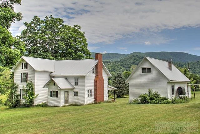 Image number 8 for the current listing