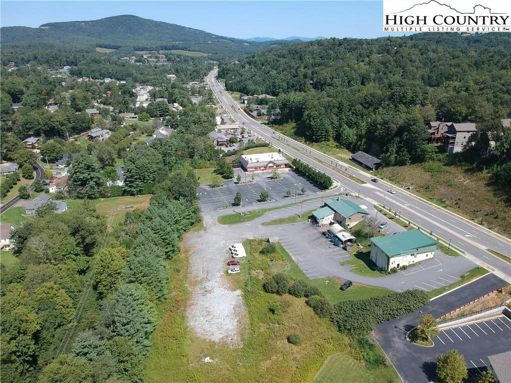 Image number 1 for the current listing