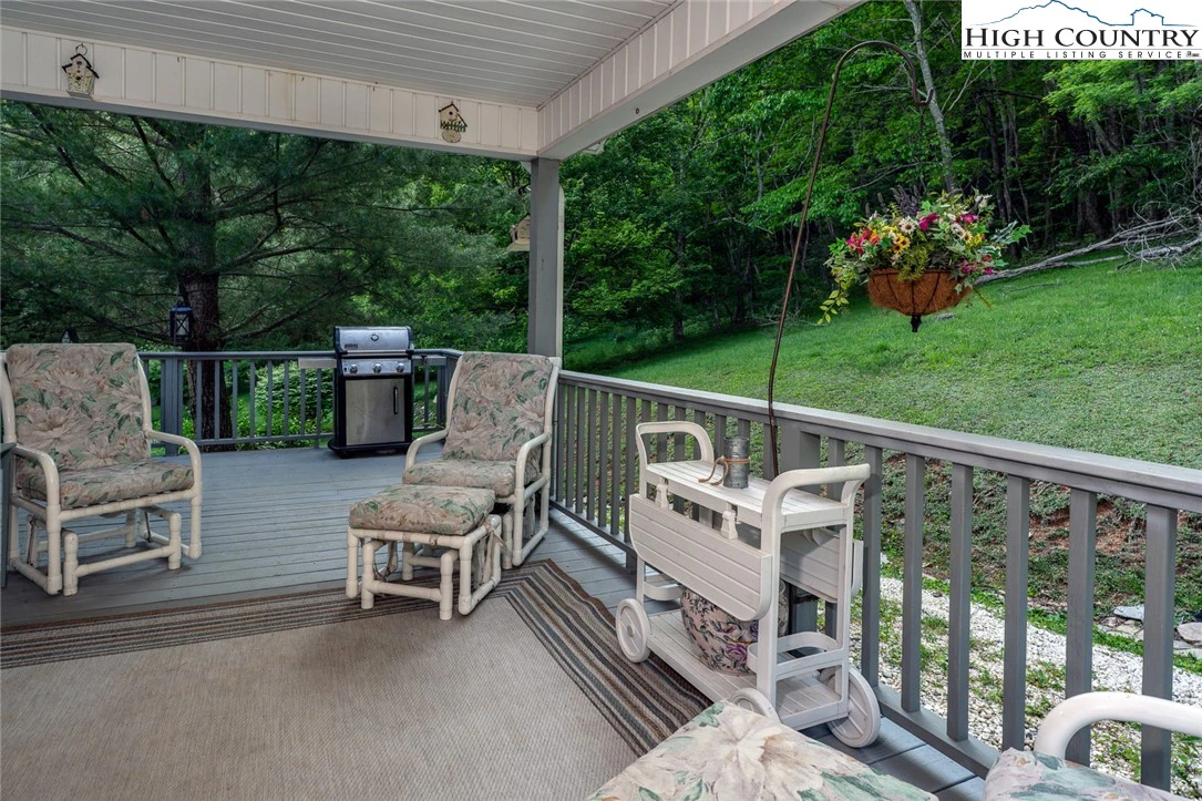 Image number 7 for the current listing