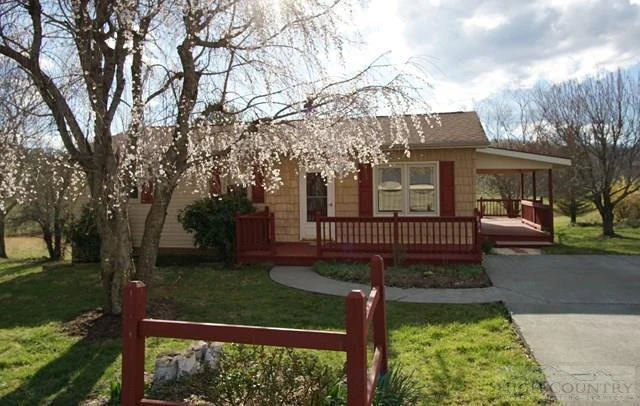 Image number 3 for the current listing