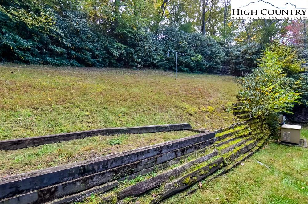 Image number 5 for the current listing