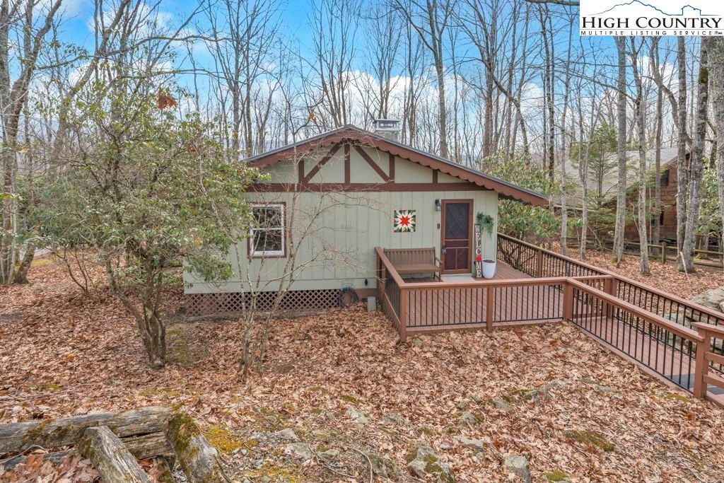 Image number 5 for the current listing
