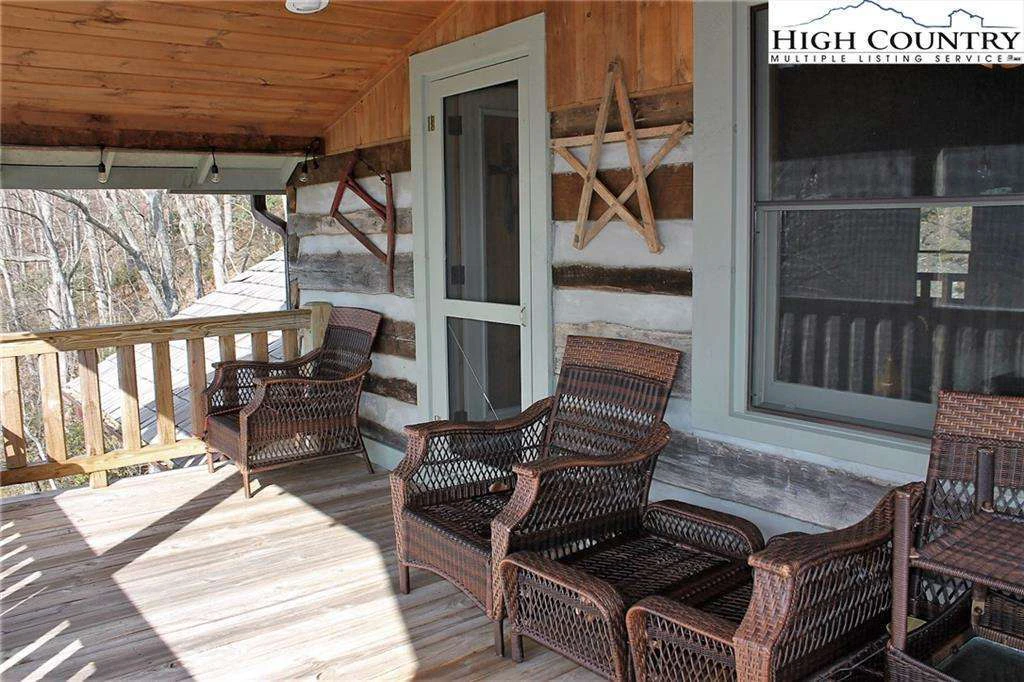 Image number 9 for the current listing