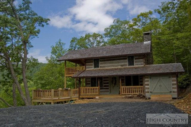 Image number 11 for the current listing
