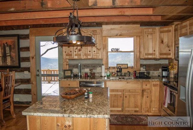 Image number 6 for the current listing