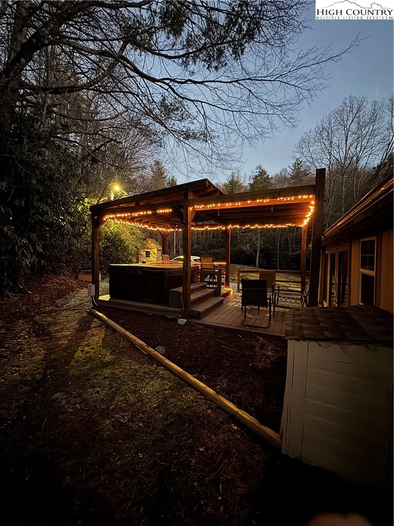 Image number 7 for the current listing