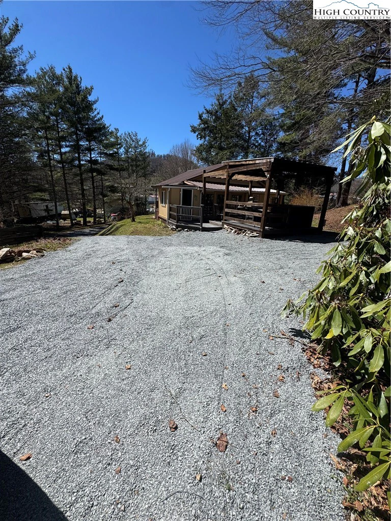 Image number 6 for the current listing