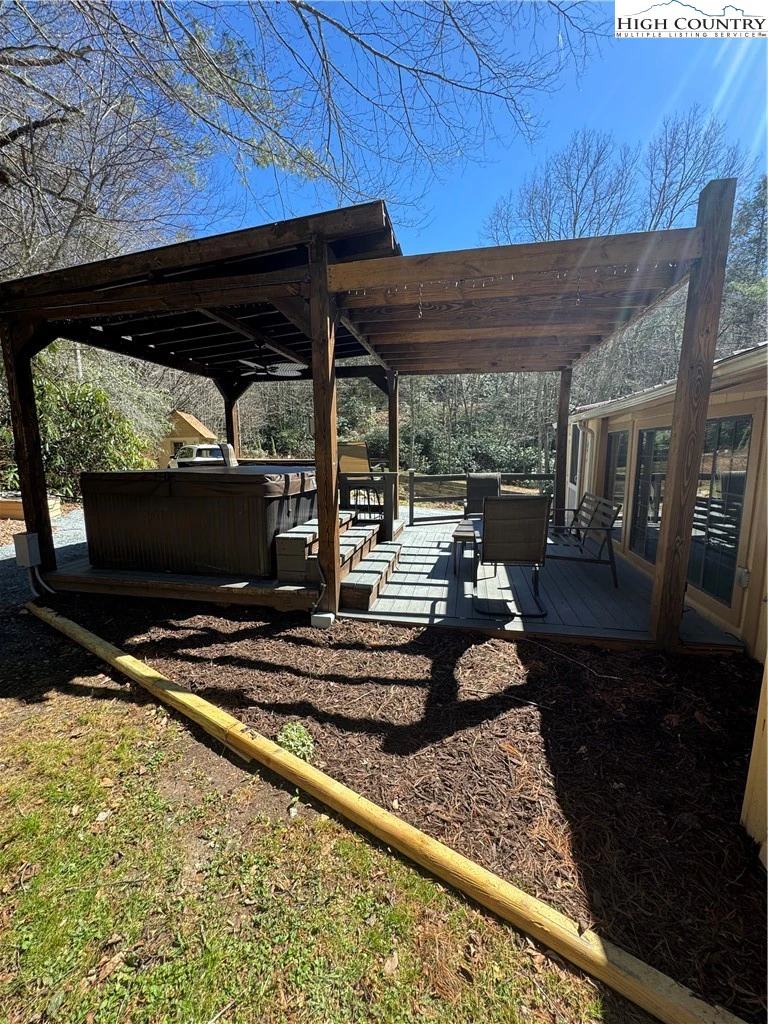 Image number 9 for the current listing