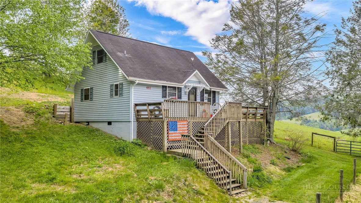 Image number 11 for the current listing