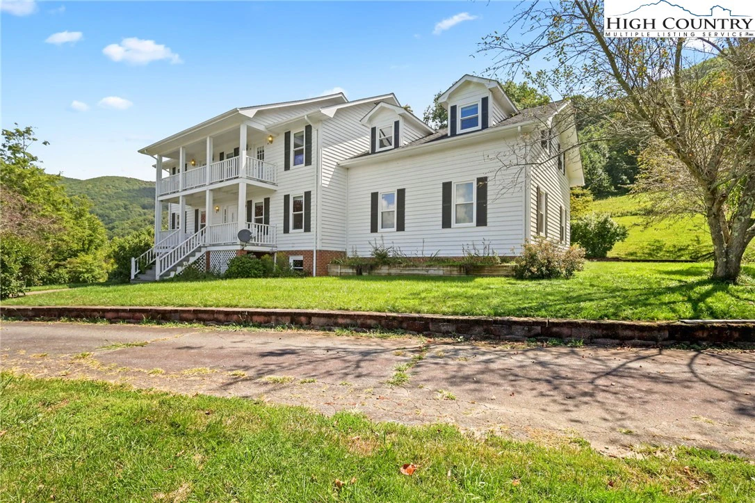 Image number 6 for the current listing