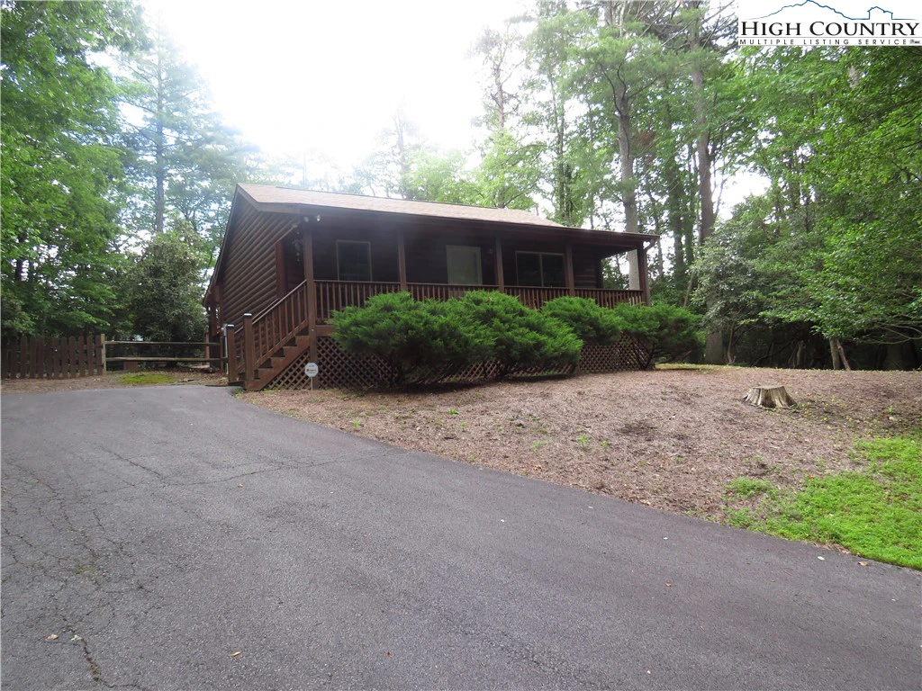 Image number 10 for the current listing