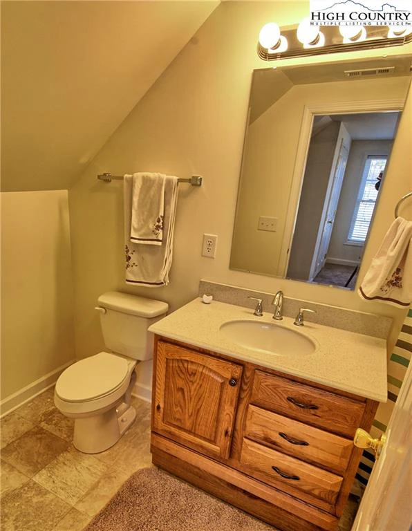 Image number 8 for the current listing