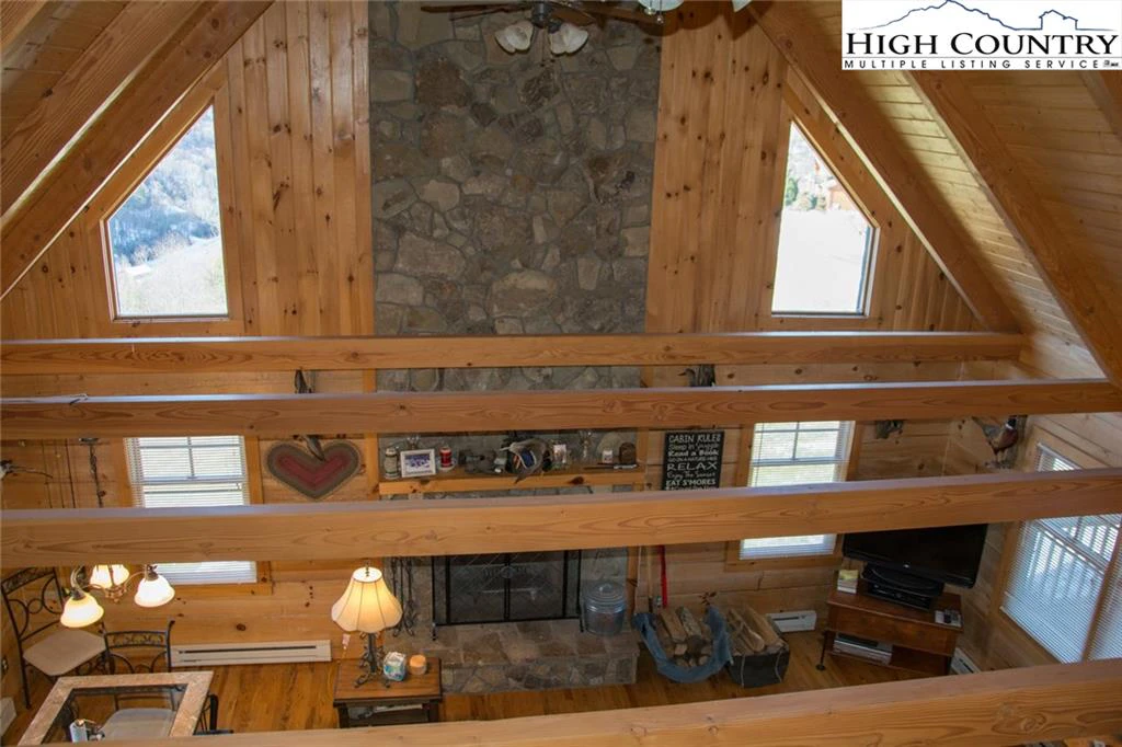 Image number 2 for the current listing