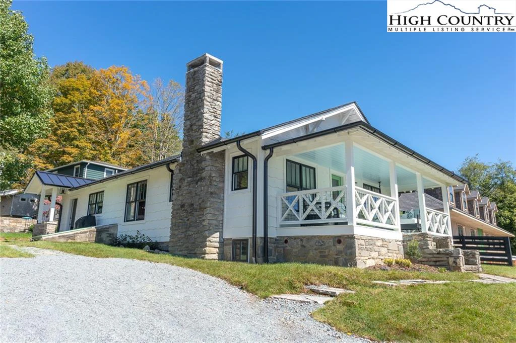 Image number 4 for the current listing