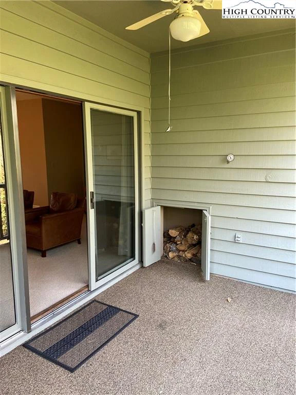 Image number 3 for the current listing