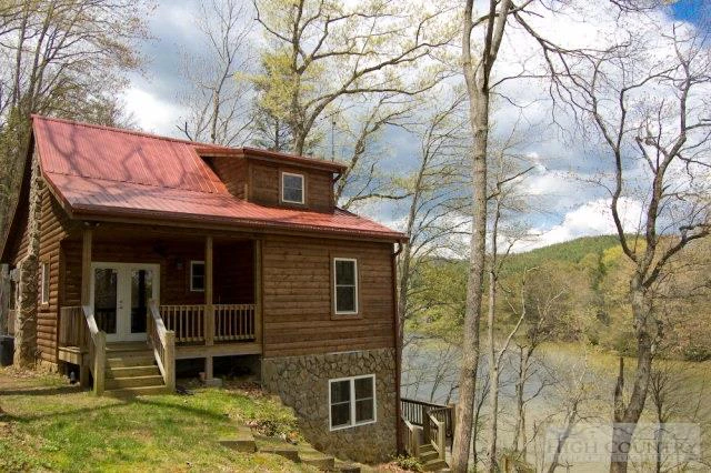 Image number 1 for the current listing