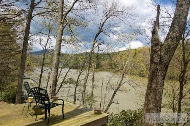 Image number 14 for the current listing