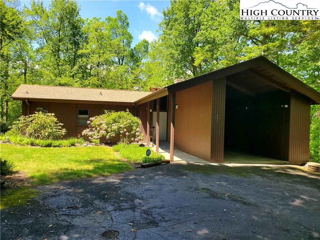 Image number 5 for the current listing