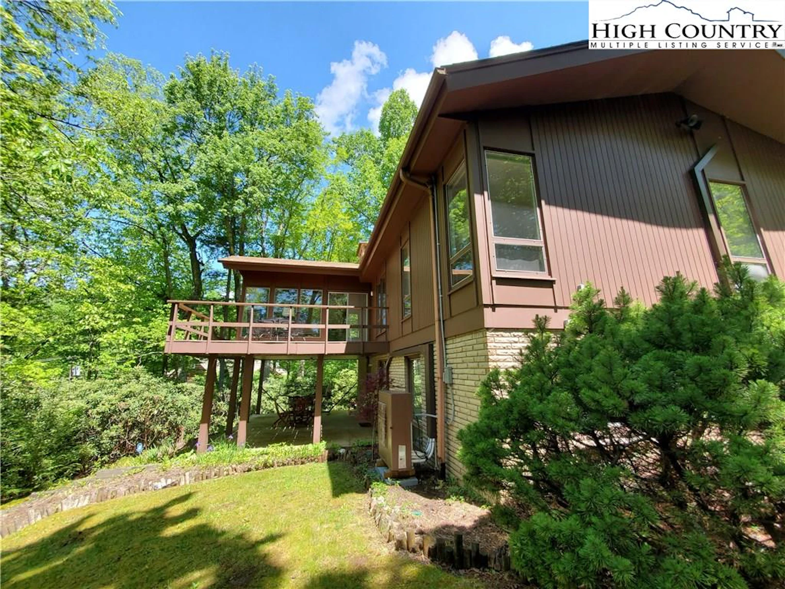 Image number 3 for the current listing