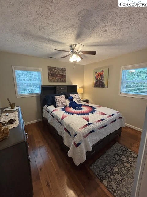 Image number 20 for the current listing