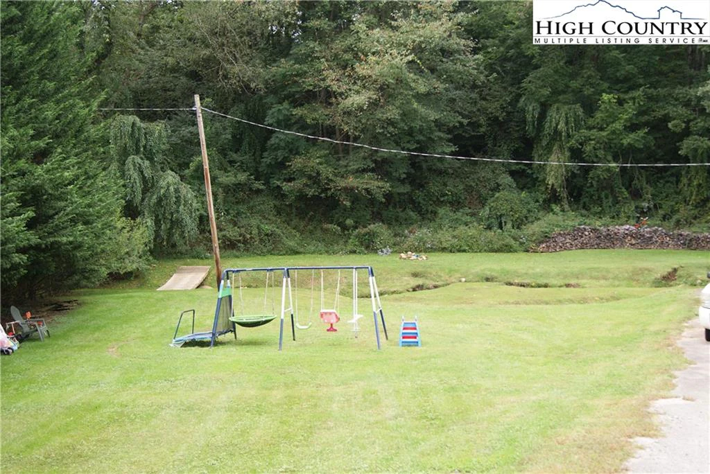 Image number 8 for the current listing