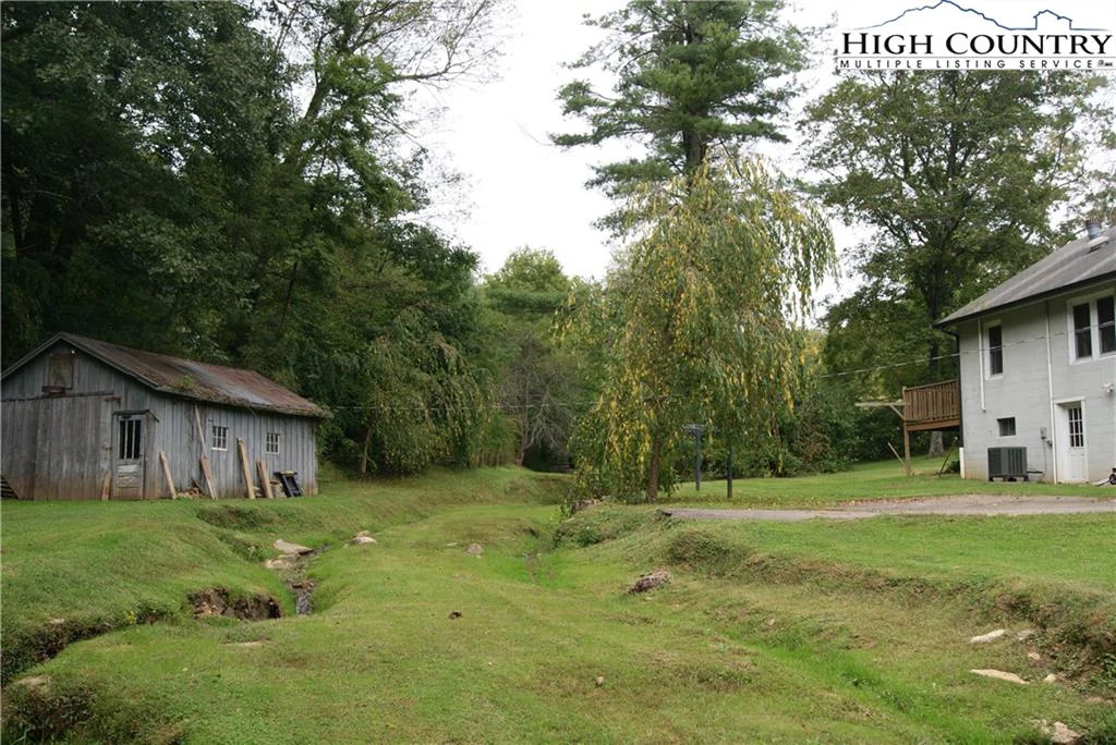 Image number 9 for the current listing