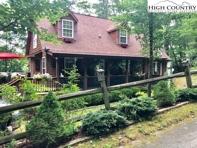 Image number 1 for the current listing