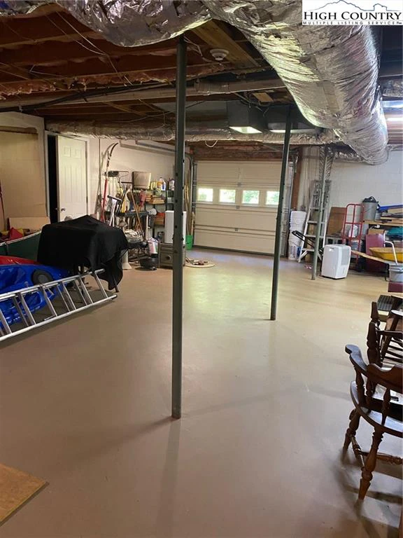 Image number 6 for the current listing