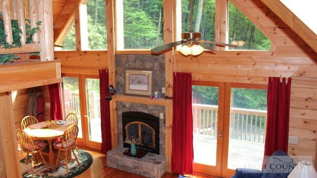 Image number 12 for the current listing