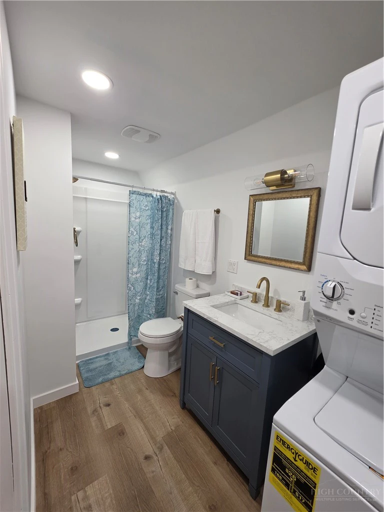 Image number 6 for the current listing