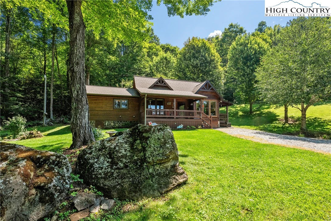 Image number 22 for the current listing