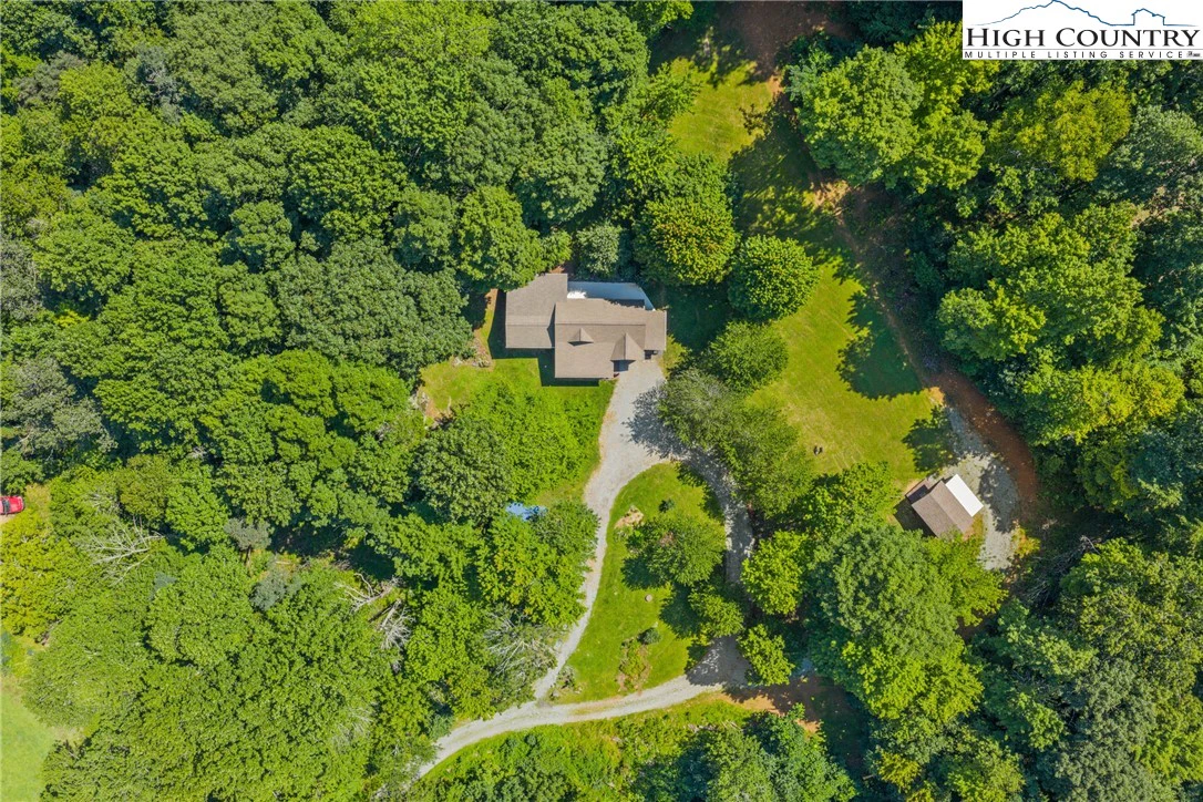 Image number 1 for the current listing