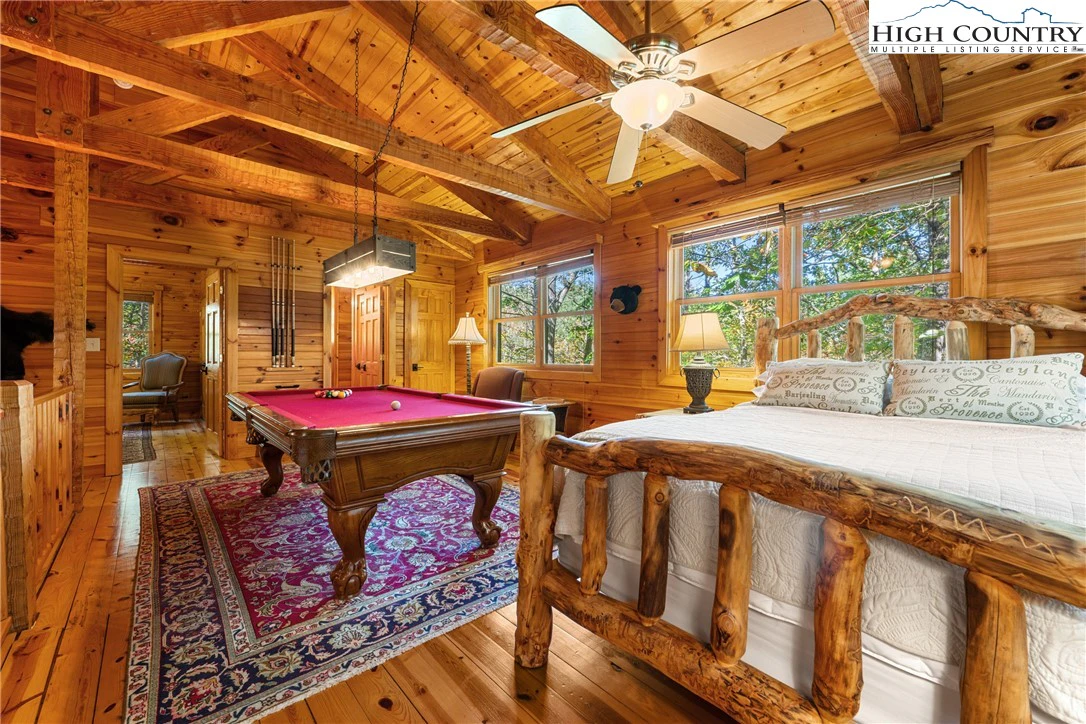 Image number 7 for the current listing