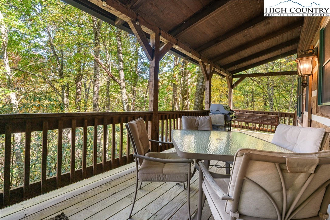 Image number 2 for the current listing