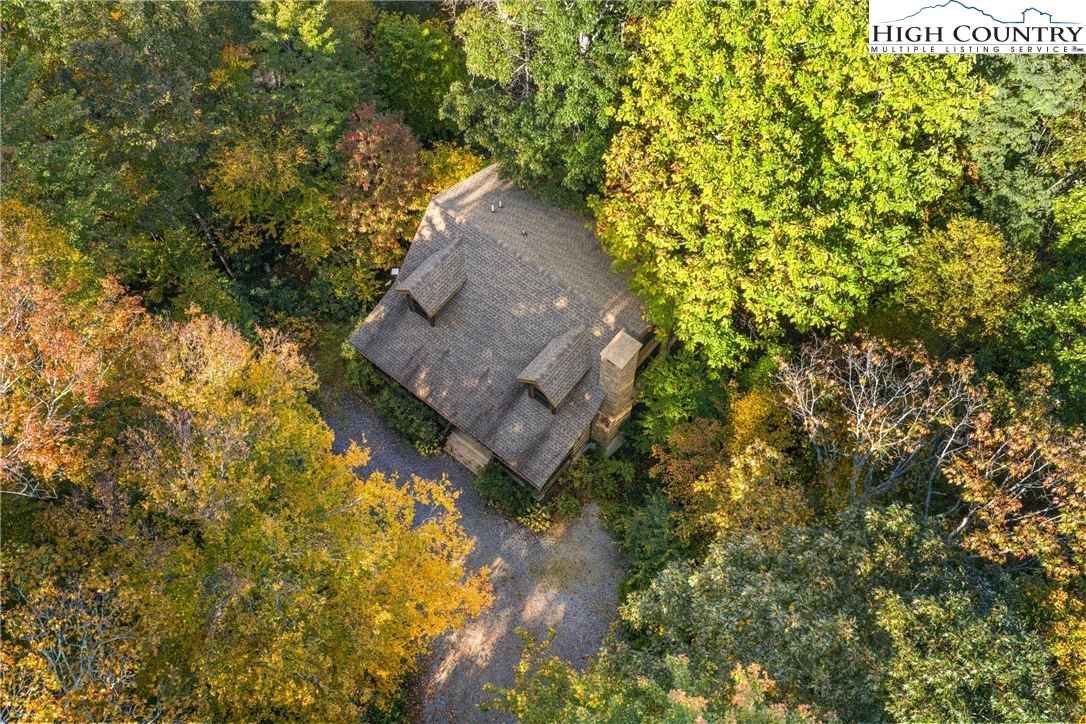 Image number 17 for the current listing