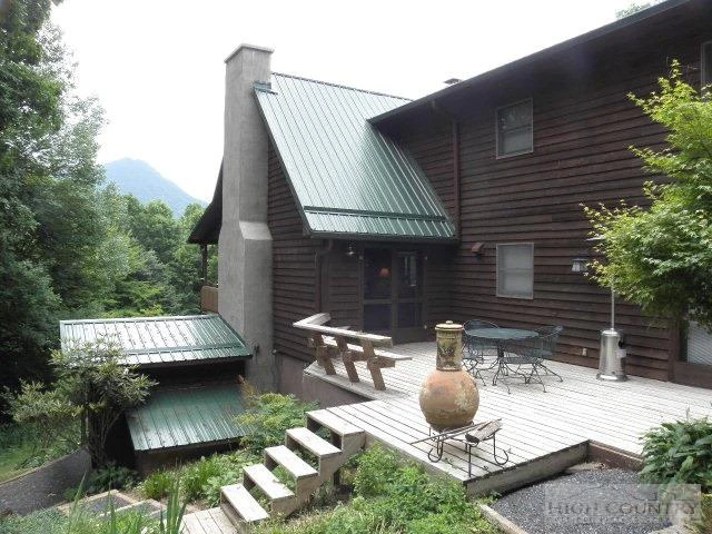 Image number 16 for the current listing