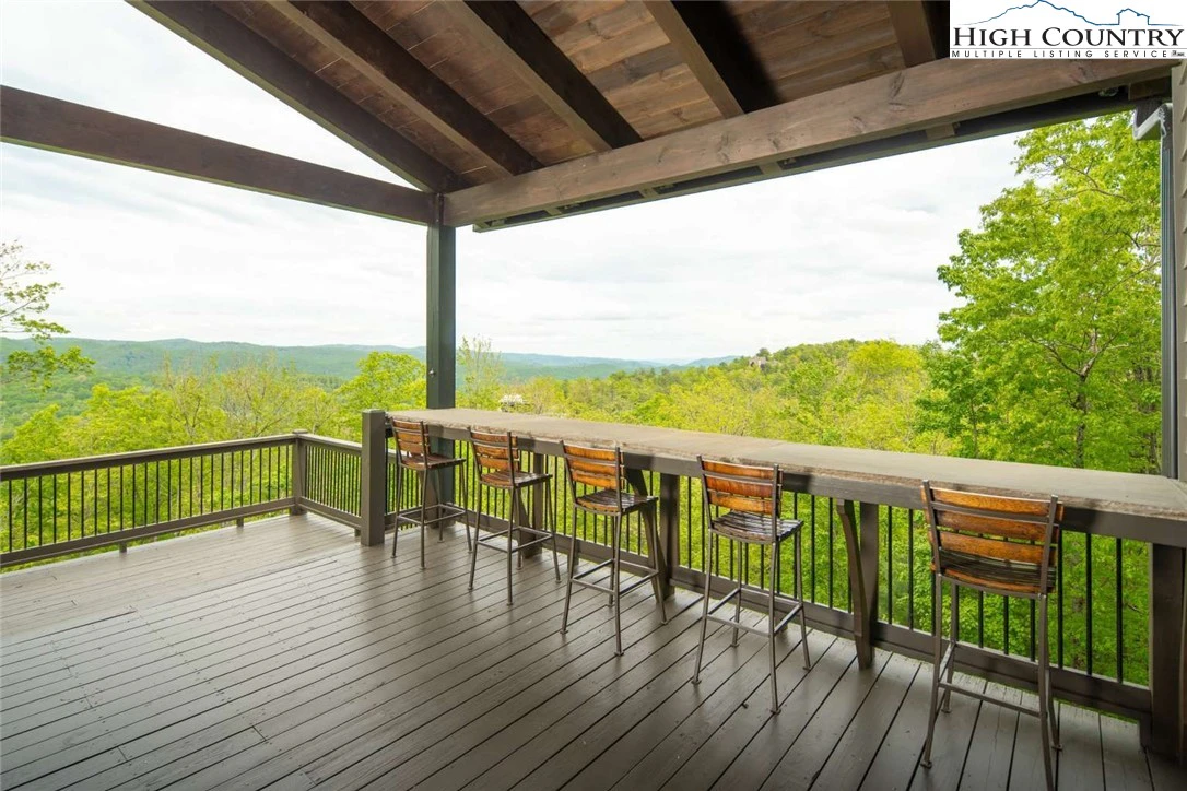 Image number 7 for the current listing