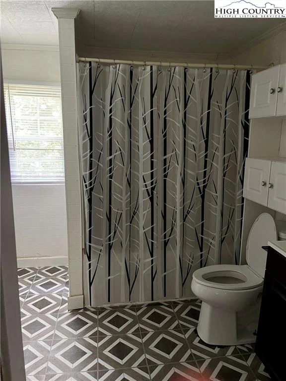 Image number 5 for the current listing