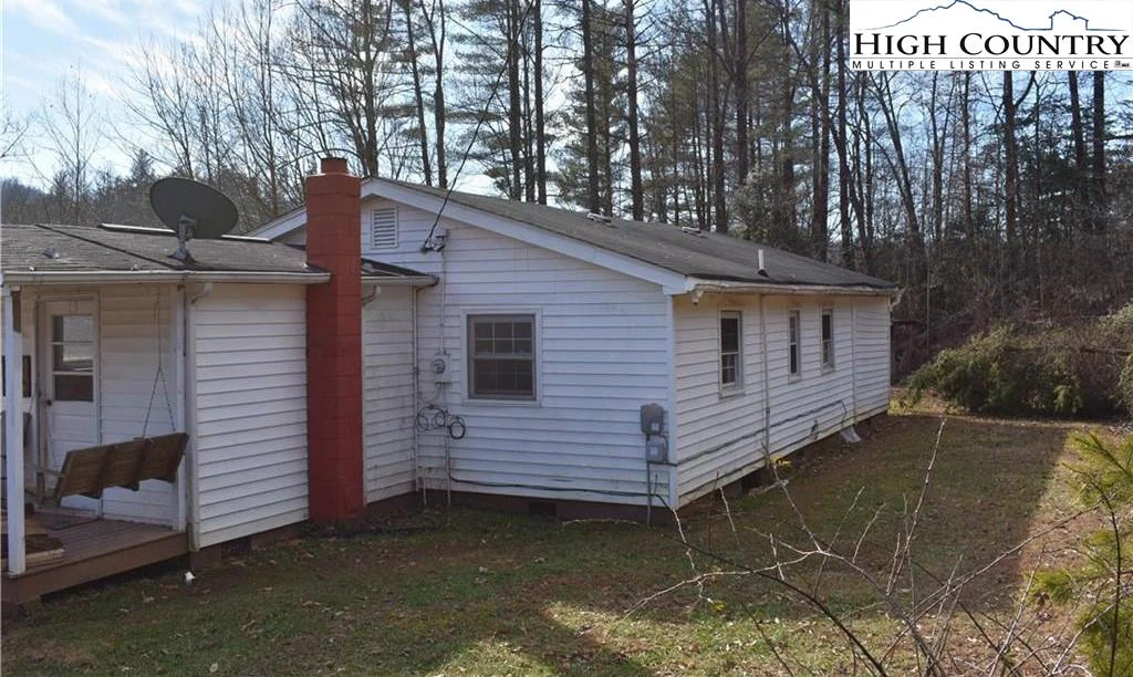 Image number 4 for the current listing