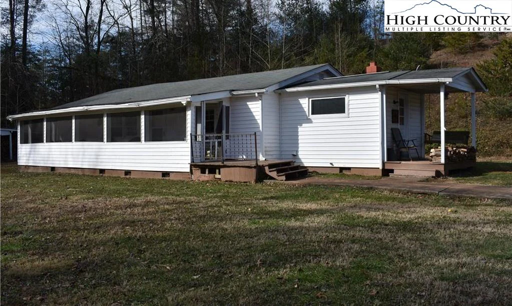 Image number 3 for the current listing