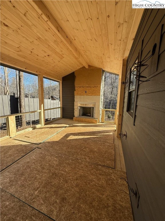 Image number 6 for the current listing