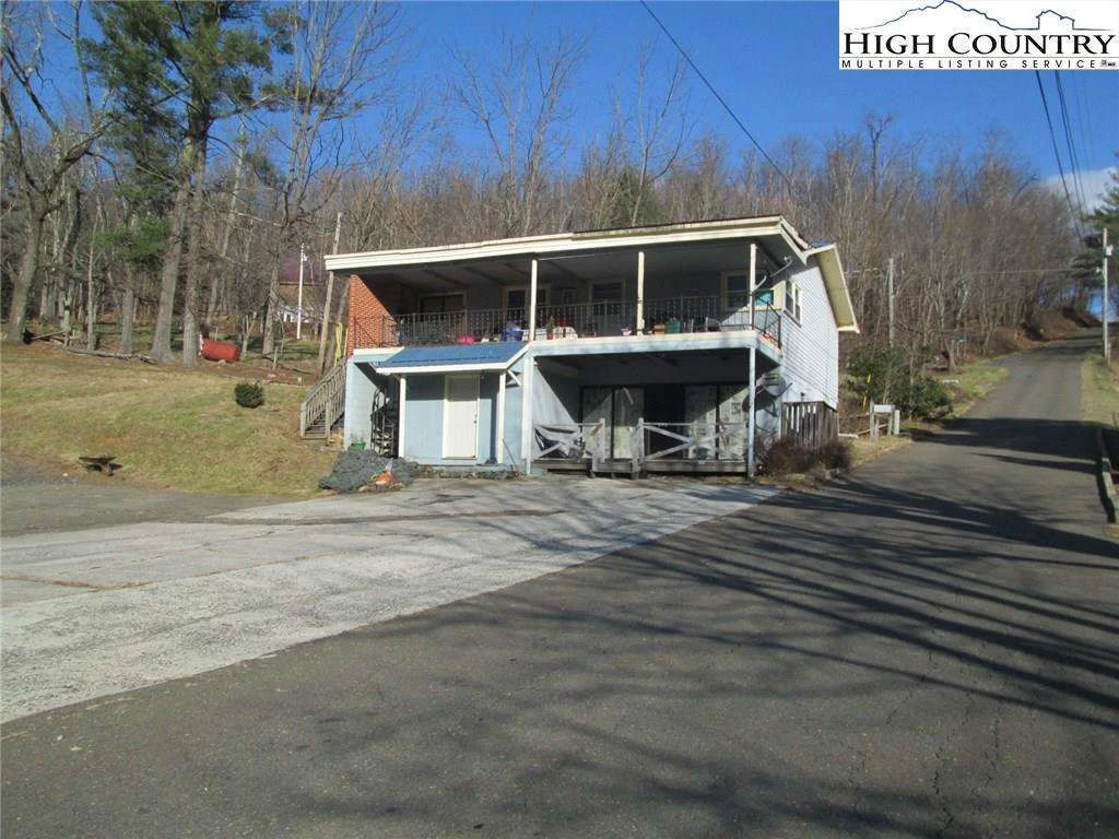Image number 4 for the current listing