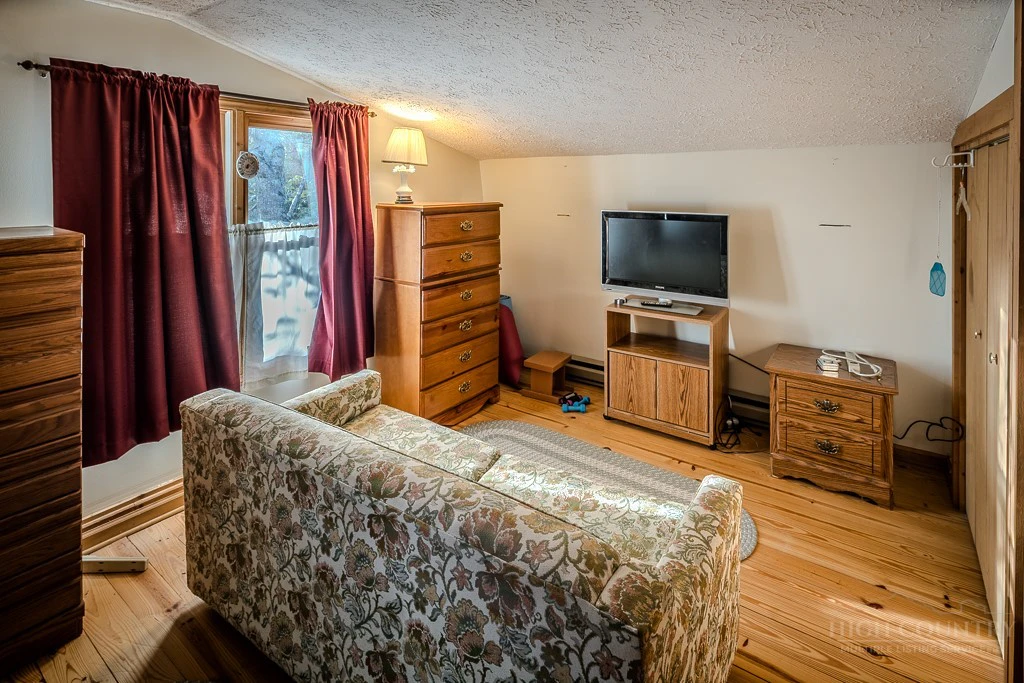 Image number 7 for the current listing