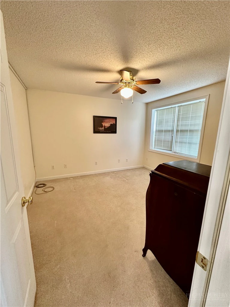 Image number 5 for the current listing