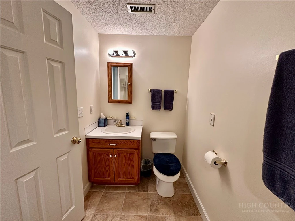 Image number 6 for the current listing