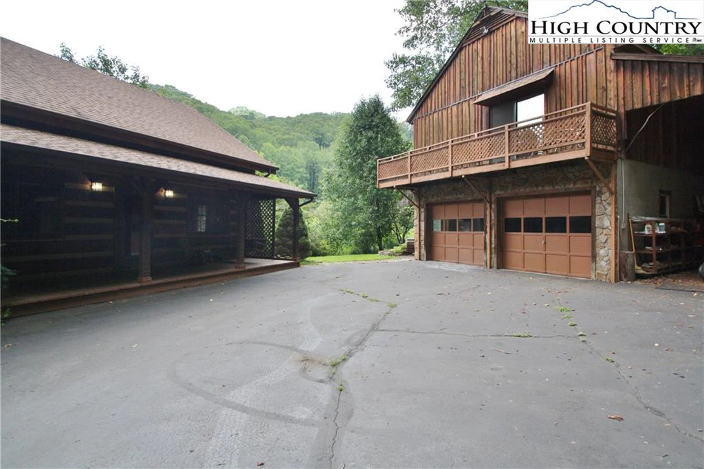 Image number 7 for the current listing